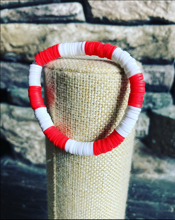 Christmas bracelet- candy cane clay beads