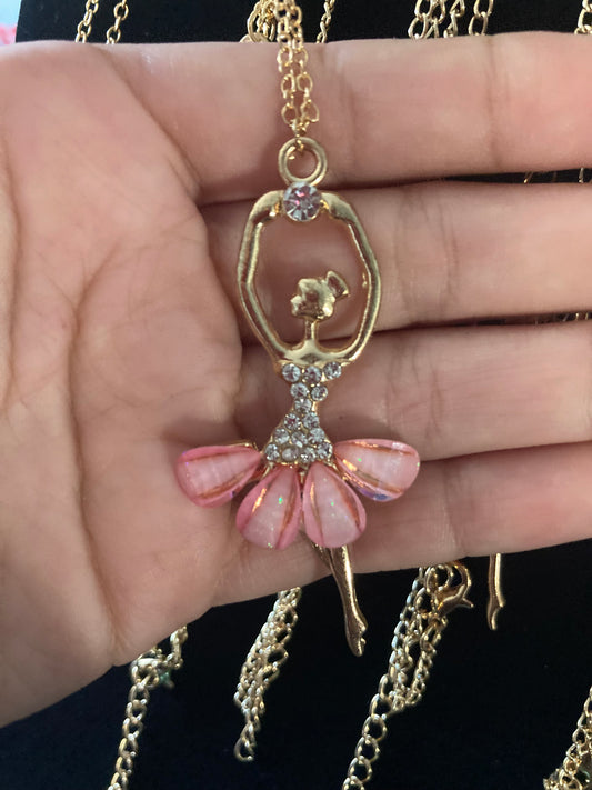 Ballerina necklace- light pink