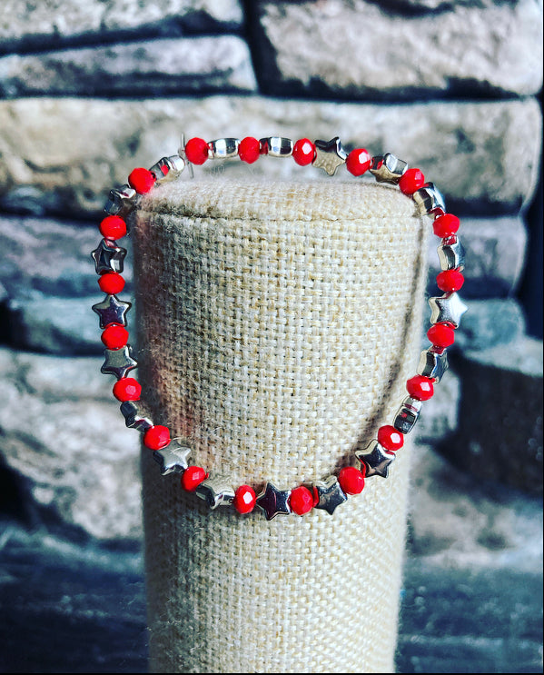 Christmas bracelet- red stars